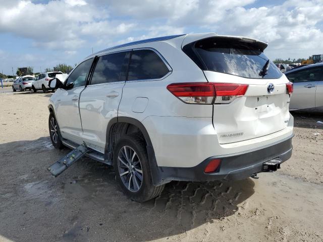 Photo 2 from auction – 2018 TOYOTA HIGHLANDER with VIN 5TDJGRFH4JS052117
