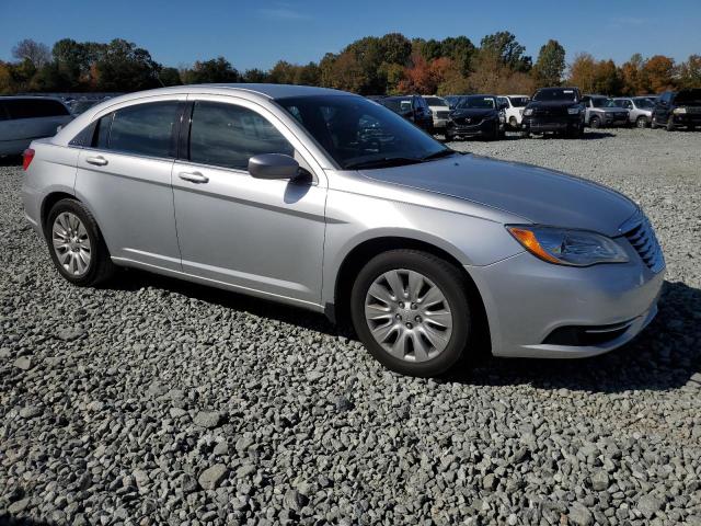 Photo 4 from auction – 2012 CHRYSLER 200 LX with VIN 1C3CCBABXCN101218