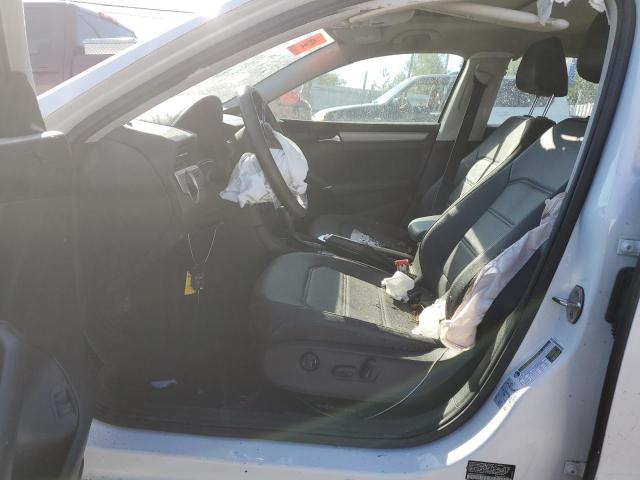 Photo 7 from auction – 2021 VOLKSWAGEN PASSAT SE with VIN 1VWSA7A32MC014412