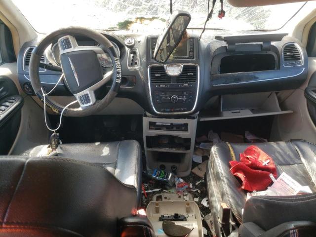 Photo 8 from auction – 2014 CHRYSLER TOWN & COU with VIN 2C4RC1BG1ER398069