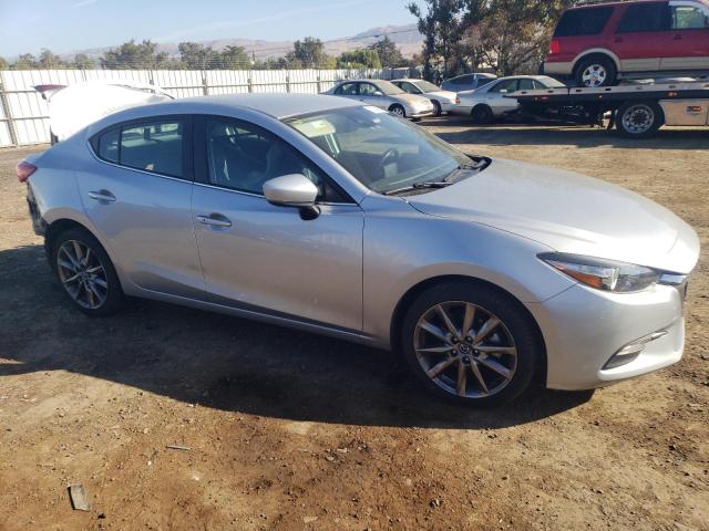 Photo 4 from auction – 2018 MAZDA 3 TOURING with VIN 3MZBN1V38JM198809