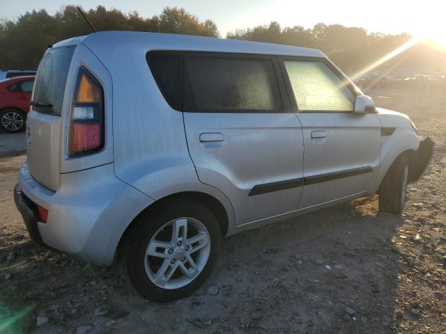 Photo 3 from auction – 2010 KIA SOUL + with VIN KNDJT2A22A7704104