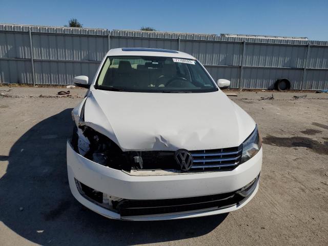 Photo 5 from auction – 2013 VOLKSWAGEN PASSAT SEL with VIN 1VWCH7A35DC071249