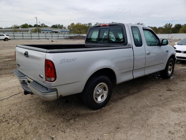 Photo 3 from auction – 2002 FORD F150 with VIN 1FTRX17202NB58439