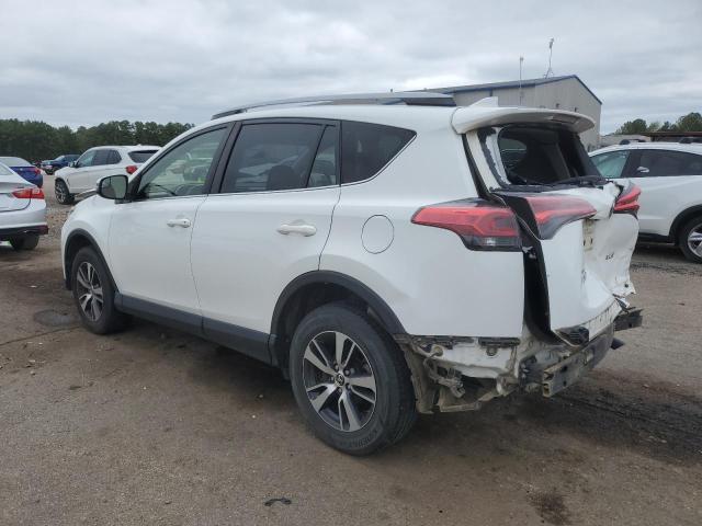 Photo 2 from auction – 2017 TOYOTA RAV4 XLE with VIN JTMWFREV1HD096727