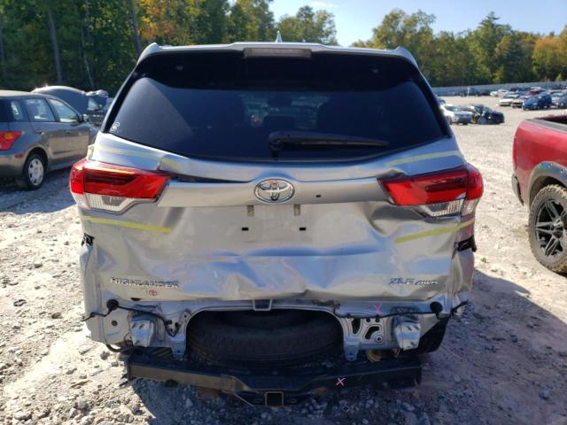 Фото 6 с аукциона – 2018 TOYOTA HIGHLANDER с VIN 5TDJZRFH3JS544597