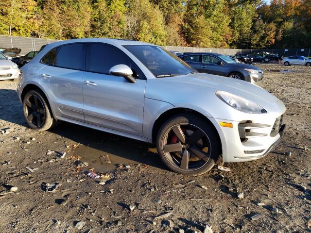 Photo 4 from auction – 2016 PORSCHE MACAN TURB with VIN WP1AF2A51GLB90309