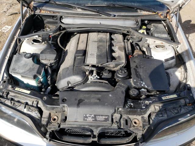 Photo 11 from auction – 2005 BMW 330 XI with VIN WBAEW53435PN38333