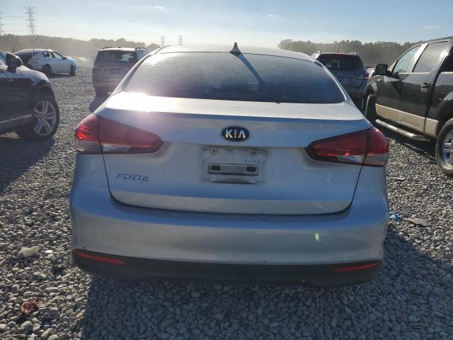 Photo 6 from auction – 2017 KIA FORTE LX with VIN 3KPFK4A72HE139802