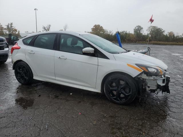 Photo 4 from auction – 2014 FORD FOCUS ST with VIN 1FADP3L91EL389428