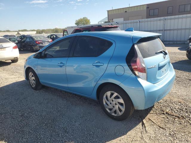 Photo 2 from auction – 2015 TOYOTA PRIUS C with VIN JTDKDTB34F1113247
