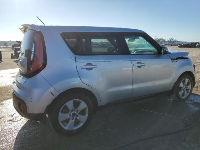 Photo 3 from auction – 2017 KIA SOUL with VIN KNDJN2A22H7456330