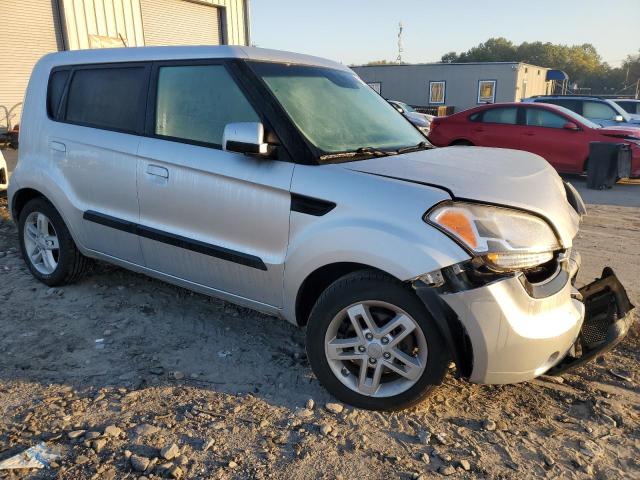 Photo 4 from auction – 2010 KIA SOUL + with VIN KNDJT2A22A7704104