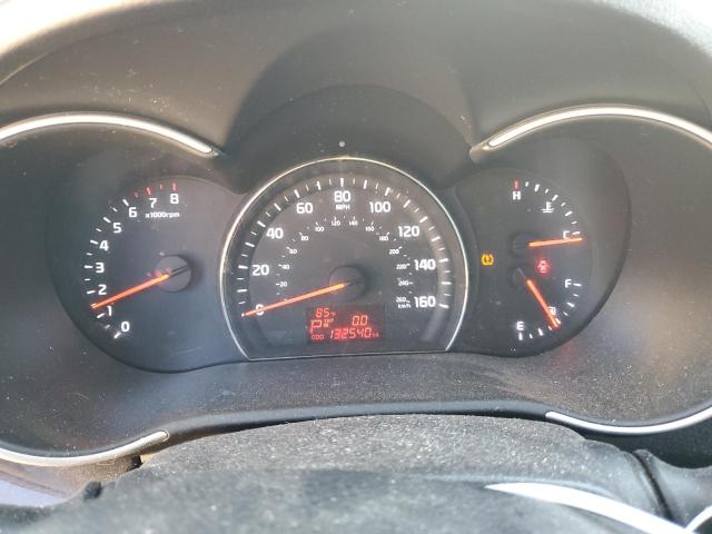Photo 9 from auction – 2014 KIA SORENTO LX with VIN 5XYKT3A67EG423857