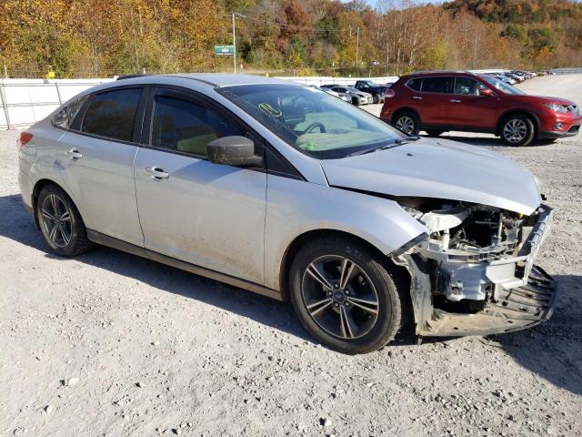 Zdjęcie 4 z aukcji – 2018 FORD FOCUS SE z VIN 1FADP3F20JL309089