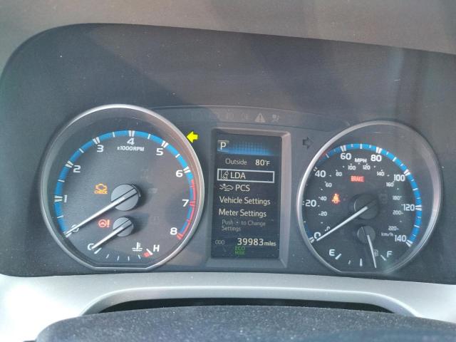Photo 9 from auction – 2017 TOYOTA RAV4 LE with VIN 2T3ZFREV5HW315642