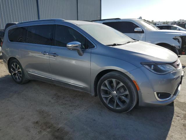 Photo 4 from auction – 2017 CHRYSLER PACIFICA L with VIN 2C4RC1GG5HR506531