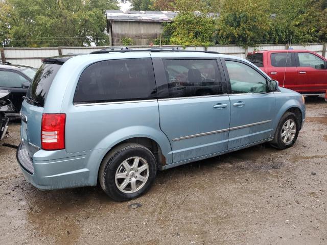 Photo 3 from auction – 2010 CHRYSLER TOWN & COU with VIN 2A4RR5D12AR338952