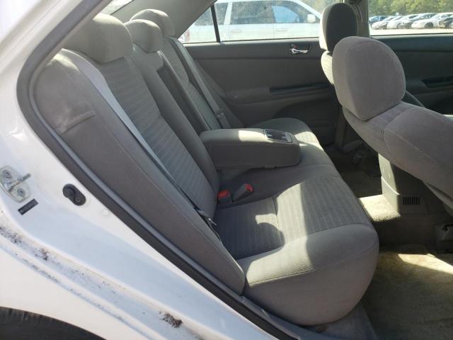 Photo 10 from auction – 2005 TOYOTA CAMRY with VIN 4T1BE32K95U402802