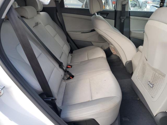 Photo 10 from auction – 2017 HYUNDAI TUCSON LIM with VIN KM8J33A40HU453369