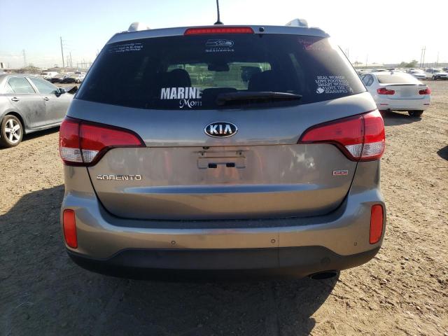 Photo 6 from auction – 2015 KIA SORENTO LX with VIN 5XYKTDA67FG641627