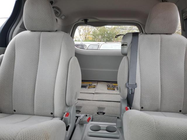 Photo 10 from auction – 2012 TOYOTA SIENNA LE with VIN 5TDKK3DC8CS246823