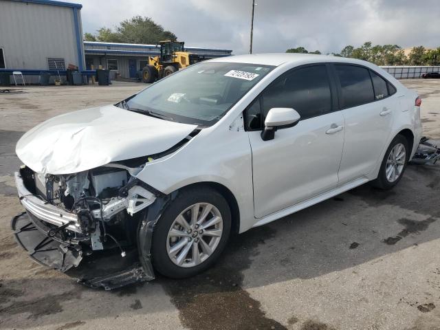 TOYOTA COROLLA LE 2023 with VIN JTDBCMFE6P3010518 - Photo from auction