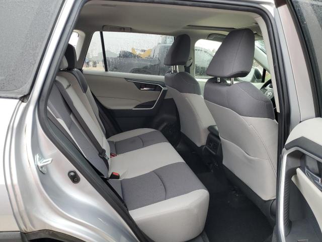 Photo 10 from auction – 2019 TOYOTA RAV4 XLE with VIN JTMW1RFV3KD024352