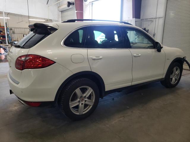 Photo 3 from auction – 2013 PORSCHE CAYENNE with VIN WP1AF2A22DLA42381