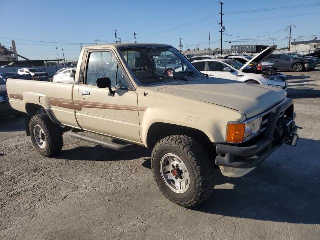 Photo 4 from auction – 1986 TOYOTA PICKUP RN6 with VIN JT4RN64S9G0001097