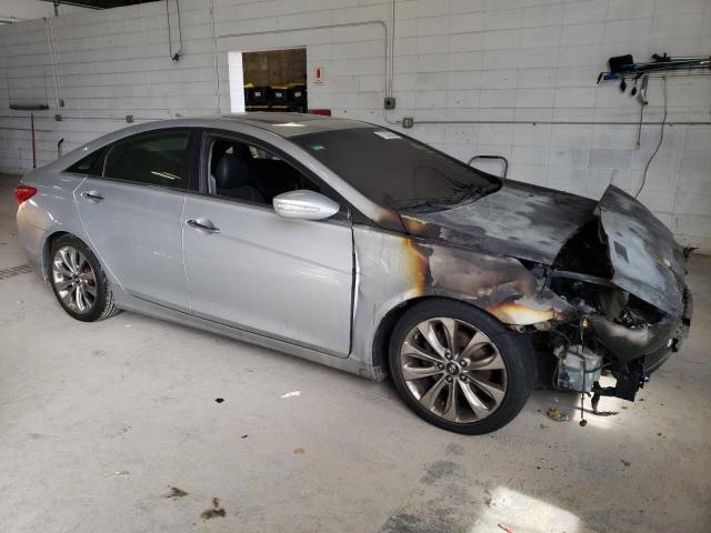Photo 4 from auction – 2011 HYUNDAI SONATA SE with VIN 5NPEC4AB6BH172172