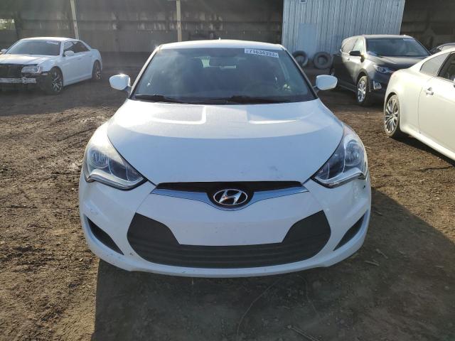 Photo 5 from auction – 2016 HYUNDAI VELOSTER with VIN KMHTC6AD4GU285177