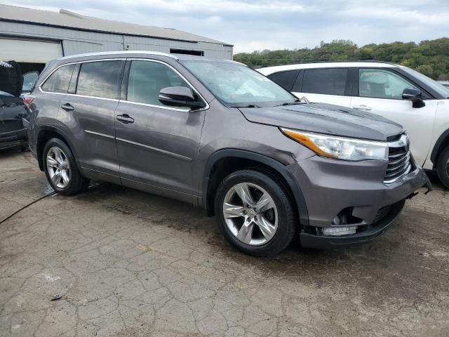 Photo 4 from auction – 2015 TOYOTA HIGHLANDER with VIN 5TDDKRFH1FS102555