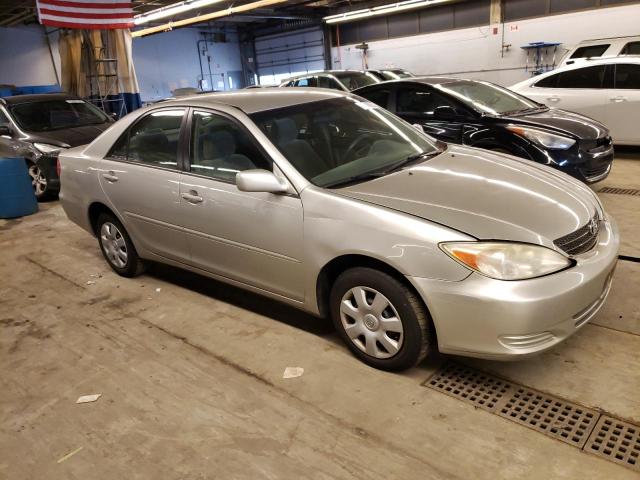 Photo 4 from auction – 2002 TOYOTA CAMRY LE with VIN 4T1BE32K12U013552