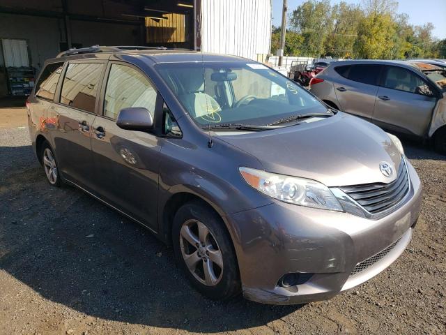 Photo 4 from auction – 2014 TOYOTA SIENNA LE with VIN 5TDKK3DC4ES502412