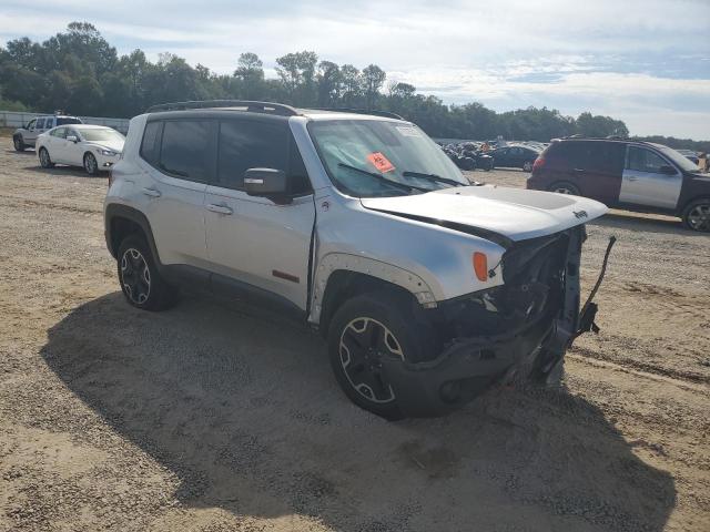 Photo 4 from auction – 2016 JEEP RENEGADE T with VIN ZACCJBCTXGPD92176
