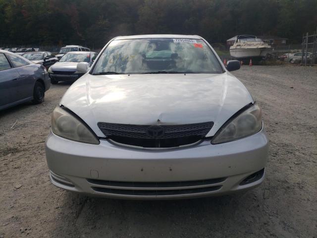Photo 5 from auction – 2002 TOYOTA CAMRY LE with VIN JTDBF30K020001730