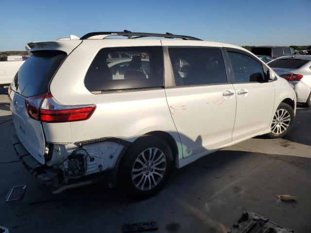 Photo 3 from auction – 2019 TOYOTA SIENNA XLE with VIN 5TDYZ3DC8KS972797