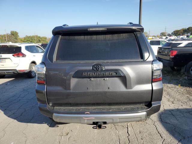 Photo 6 from auction – 2019 TOYOTA 4RUNNER SR with VIN JTEBU5JR4K5724878