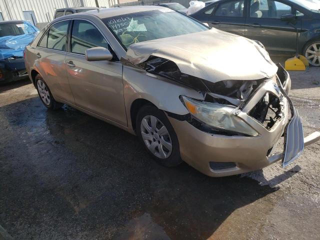 Zdjęcie 4 z aukcji – 2011 TOYOTA CAMRY BASE z VIN 4T1BF3EK5BU672727