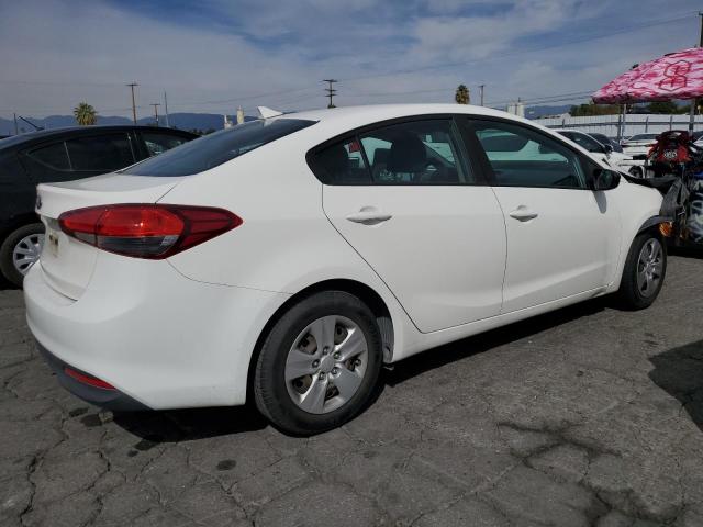 Photo 3 from auction – 2017 KIA FORTE LX with VIN 3KPFK4A76HE039038
