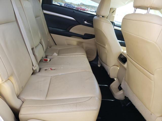 Photo 11 from auction – 2015 TOYOTA HIGHLANDER with VIN 5TDKKRFH7FS069682