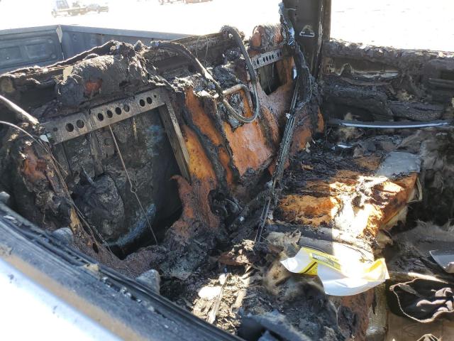 Photo 10 from auction – 2016 CHEVROLET SILVERADO with VIN 3GCUKREC2GG376286