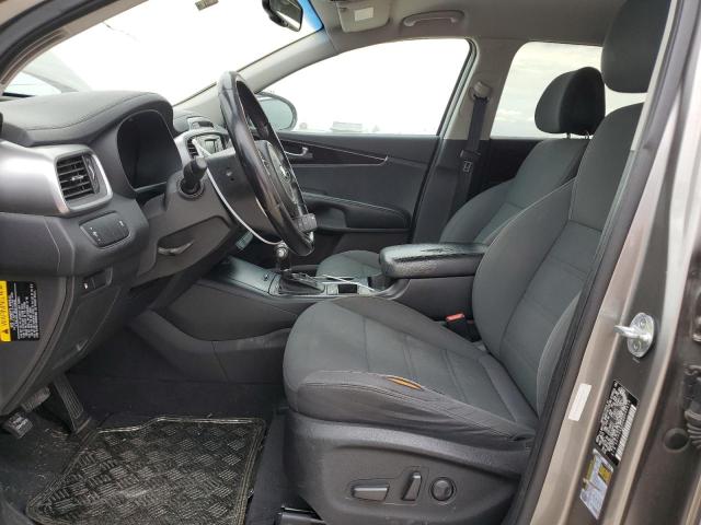 Photo 7 from auction – 2016 KIA SORENTO LX with VIN 5XYPG4A32GG046010