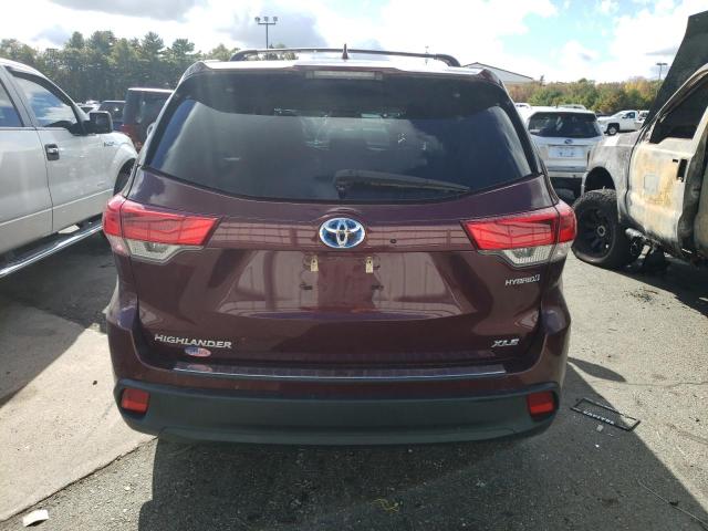 Photo 6 from auction – 2018 TOYOTA HIGHLANDER with VIN 5TDJGRFH7JS043234