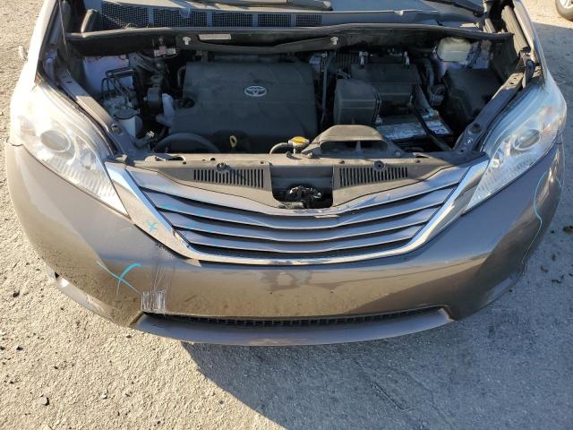 Photo 12 from auction – 2016 TOYOTA SIENNA XLE with VIN 5TDDK3DC6GS131457