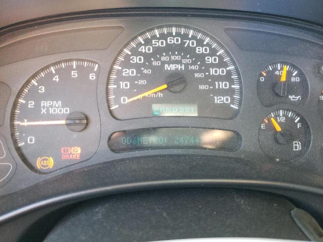 Photo 9 from auction – 2003 CHEVROLET SILVERADO with VIN 2GCEC19T631230506