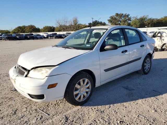 FORD FOCUS ZX4 2005 with VIN 1FAFP34N65W244727 - Photo from auction