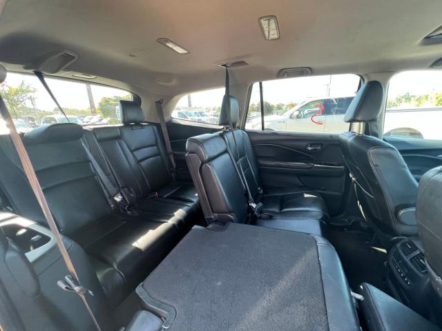 Photo 6 from auction – 2017 HONDA PILOT EXL with VIN 5FNYF6H59HB062434