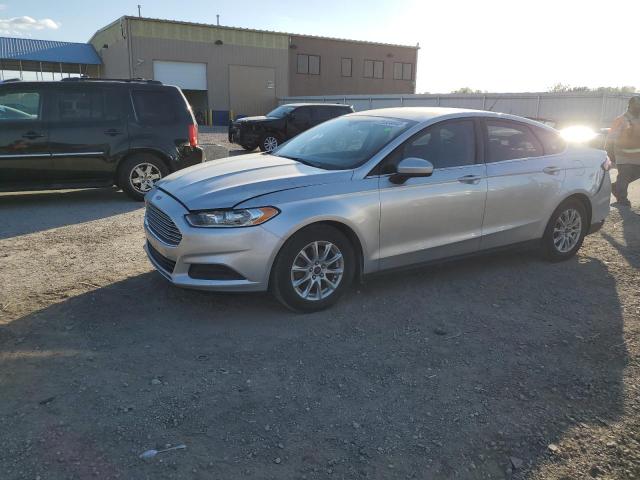 FORD FUSION S 2016 with VIN 3FA6P0G74GR133143 - Photo from auction
